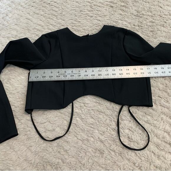 New with tags Zara Long Sleeve Scallop Open Back Crop Top Women’s Medium - Picture 5 of 8
